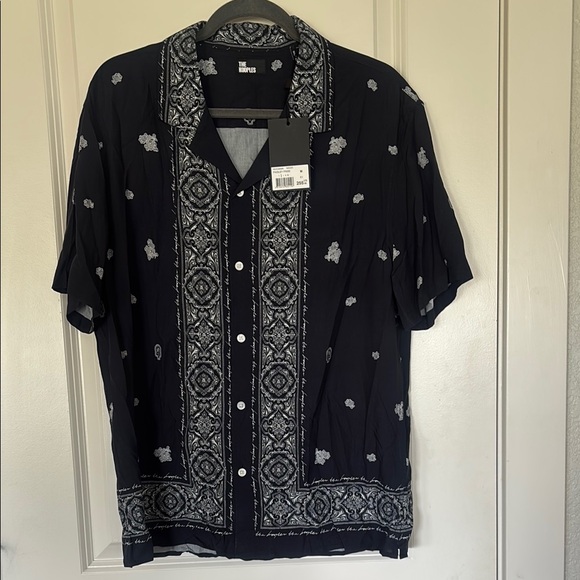 The Kooples Other - NWT Men’s Kooples Paisley print short sleeve shirt.  Medium